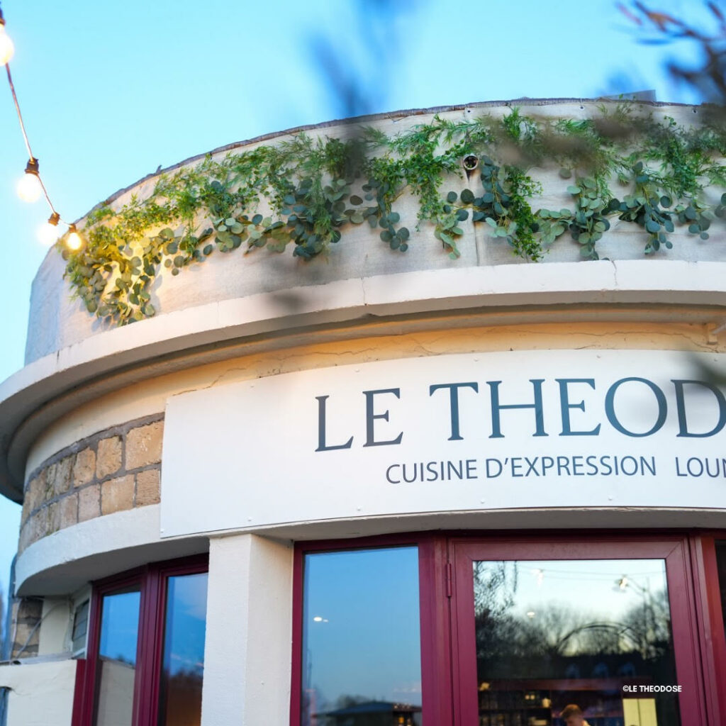 Le Théodose restaurant - Façade vu depuis la terrasse